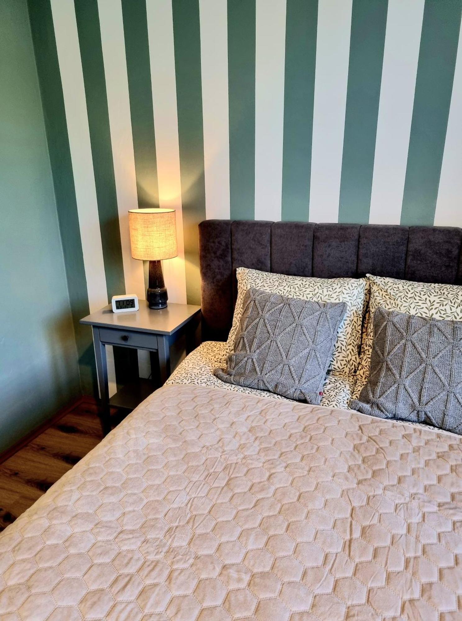 Apartament Akacja Centrum Rzeszow Luaran gambar